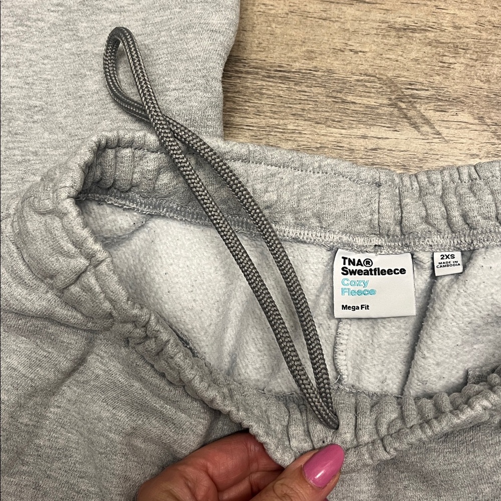 Tna XXS Aritzia Cozy Sweatfleece Mega Fit Jogger in Grey Size 2XS XXS - Picture 10 of 16